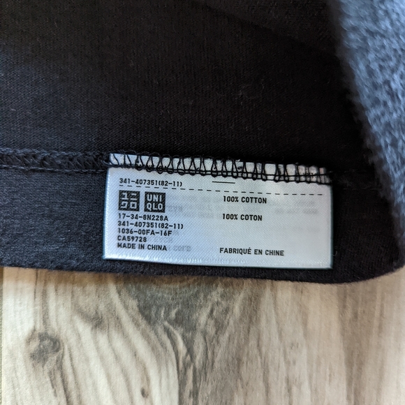 Kaws x Uniqlo Peanuts Snoopy Pocket T-shirt - Picture 5 of 5